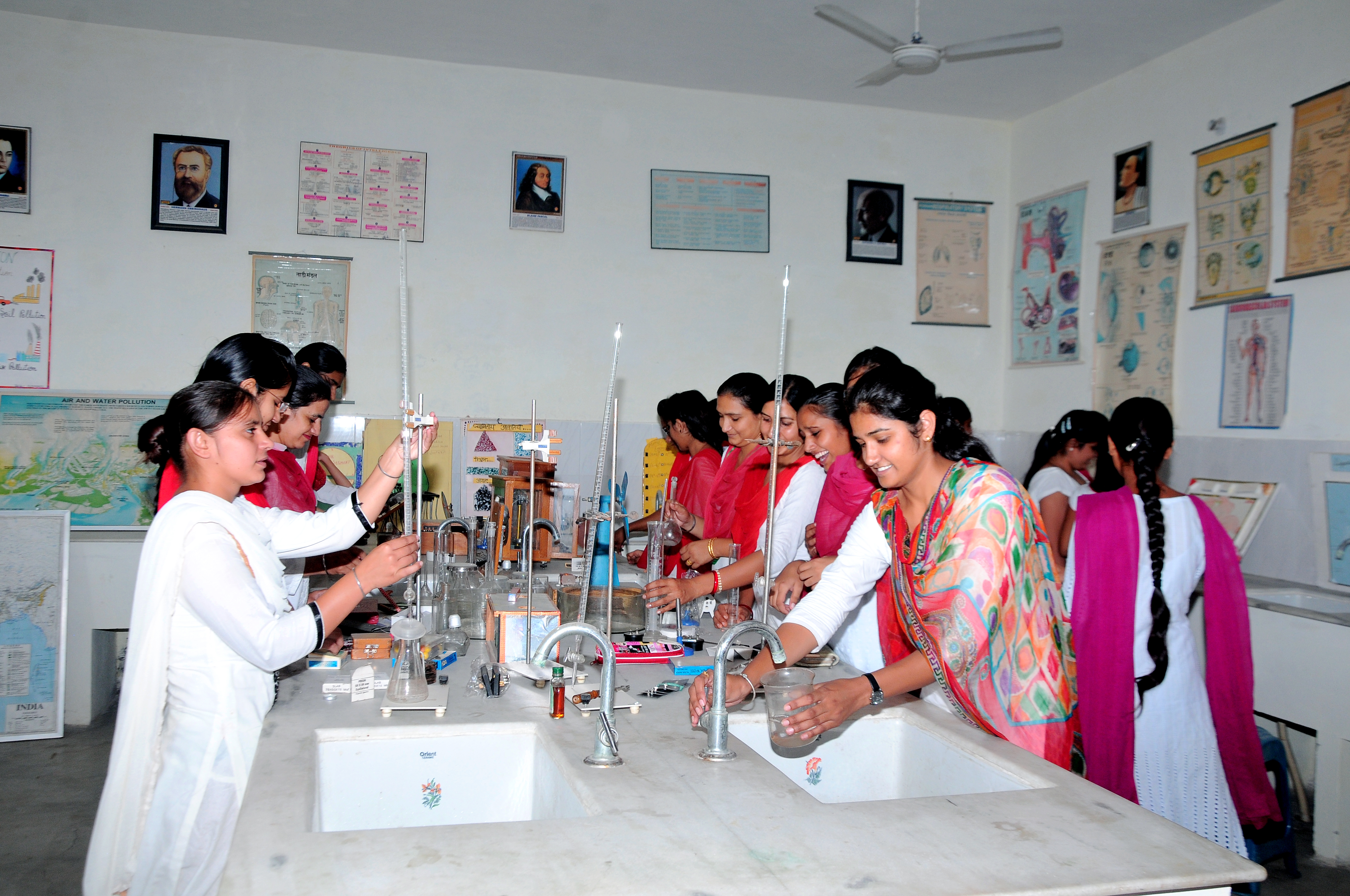 Curriculum_Laboratry